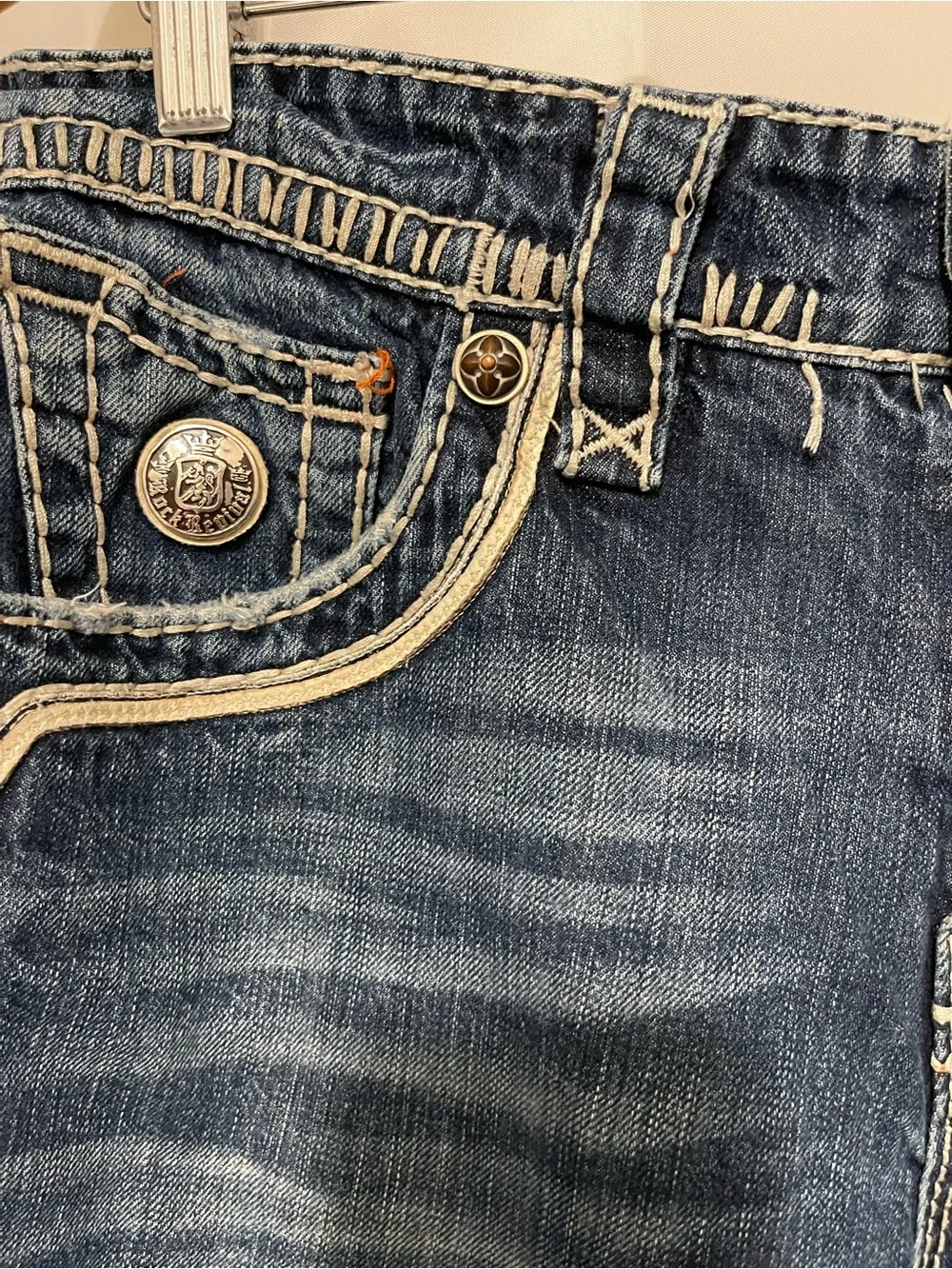 Rock Revival Men’s 31 Jason Relaxed Straight Denim Blue Wash Jeans